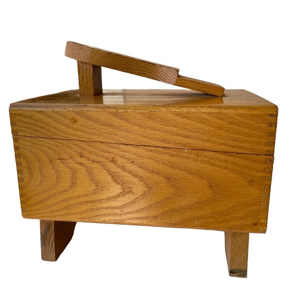 VINTAGE SHOESHINE WOODEN BOX - Picture 1 of 6